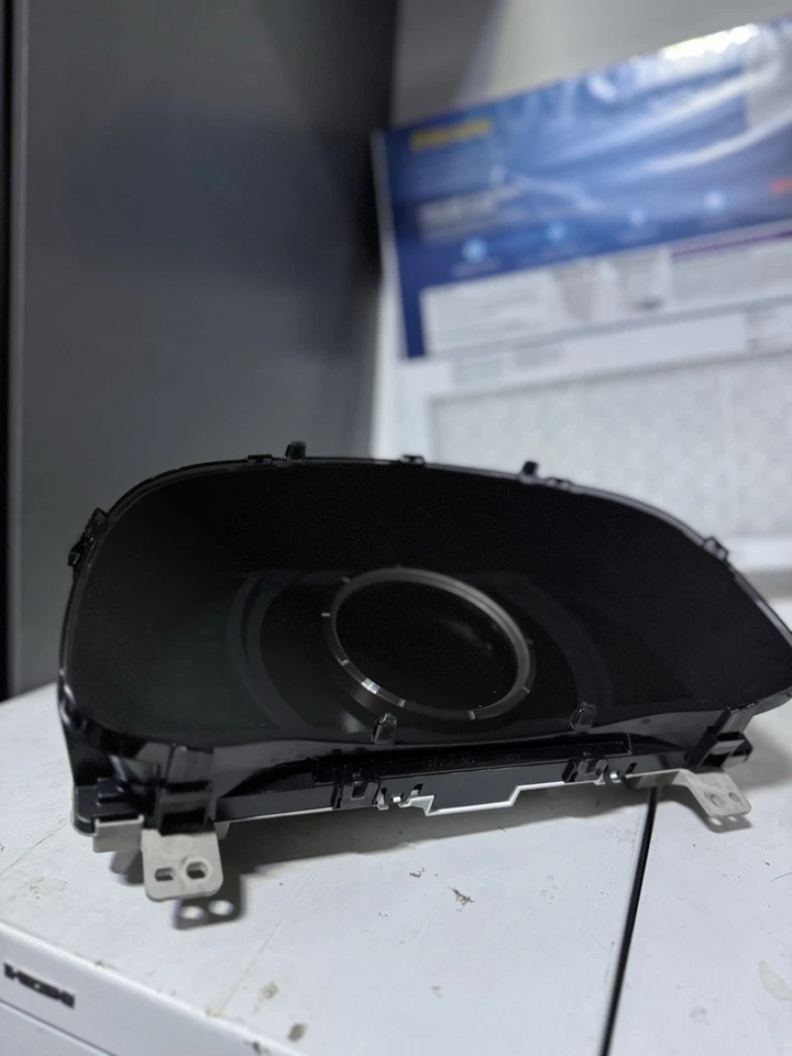 2015-2017 LEXUS RC350 F SPORT INSTRUMENT CLUSTER GAUGE SPEEDOMETER OEM - Image 1 of 3