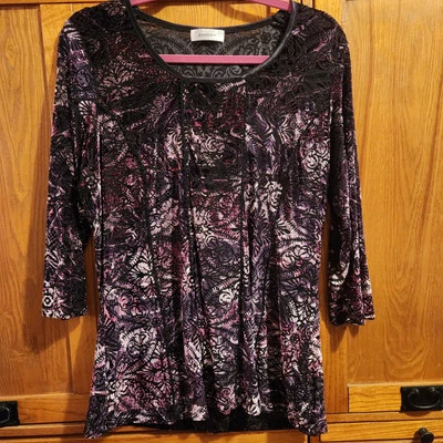 Top para mujer Dressbarn dorado transparente y negro bordado talla L usado en excelente estado Foto 1 de 4