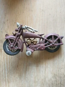 Vintage CastIron Motorcycle figurine, Antique 8 x 5 Harley Davison wheels - Picture 1 of 3