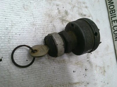 Interruptor de llave de encendido para moto de nieve Ski Doo TNT Olympic Everest Blizzard 340 400 440 Foto 1 de 3