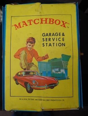 1966 MATCHBOX LESNEY Garage & Service Station Case Playset - Image 1 of 4