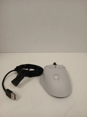Alienware AW620M Wireless Gaming Mouse, White - Image 1 of 4
