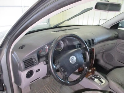 Volkswagen Passat 2005 Dash Panel 3B1857002BLLWE 6936 - Image 1 of 4