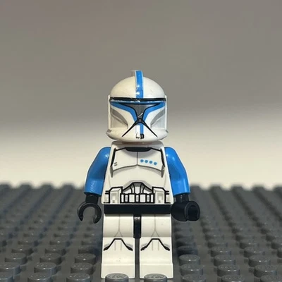LEGO Star Wars CLONE TROOPER LIEUTENANT (SW0629) Set 75085 - 2A - Image 1 of 3