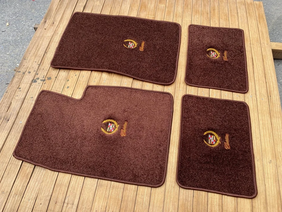 Alfombrillas alfombra marrón 4 piezas 1965-70 para Cadillac Deville Foto 1 de 4