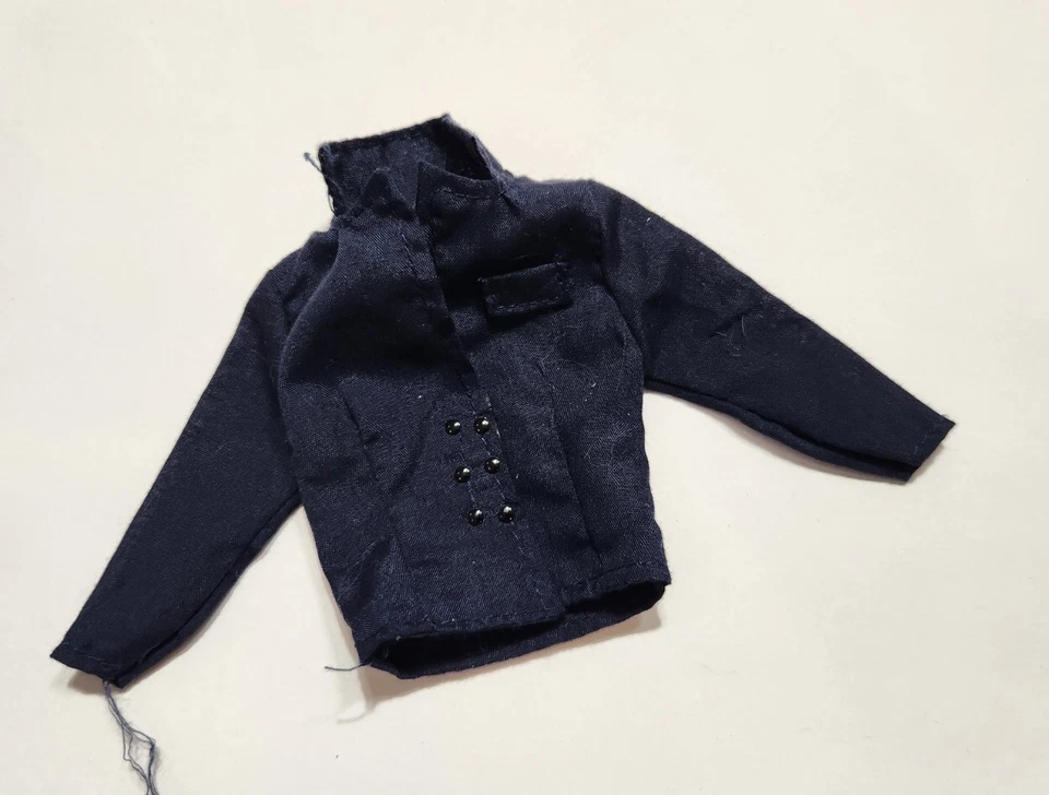 MUÑECA BARBIE CHAQUETA AZUL MARINO CLÁSICA BARBIE CIERRA EN FRENTE ESTILO AZUL MARINO MILITAR Foto 1 de 2