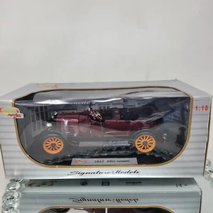 Signature Model 1917 Reo Touring 1:18 Scale Diecast Model Toy Car NEW Red 18105 - Picture 1 of 9