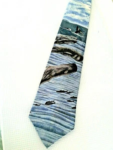 Corbata Especies en Peligro de Extinción BALLENAS 100% seda Otras especies delineadas en BkGround - Imagen 1 de 10