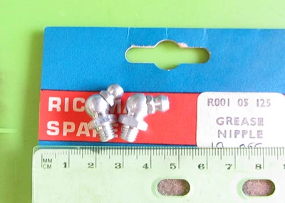 Bico de graxa Rickman NOS 125 MX & SD 250 Montesa p/n R001 05 125 2 unidades - Imagem 1 de 2