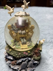 Snow Globe Music Box Arca di Noè Vintage - Foto 1 di 16