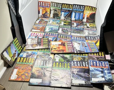 5 Special Lot of 34 ANALOG SCIENCE FICTION AND FACT Fantasy Magazines 2009-2015 - Image 1 of 4