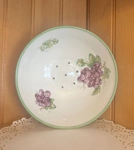 Antique Porcelain Ceramic Footed Berry Bowl Grape Pattern Czechoslovakia Colande - Picture 1 of 5