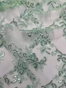 Neuwertige gekordelte Blumenspitze mit Pailletten Stoff Meterware 52" breit Elena - Bild 1 von 1
