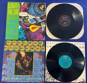 (2) VTG Scruffy the Cat LP RECORD CLEAN VINYL Moons of Jupiter/Boom Bingo - Foto 1 di 2