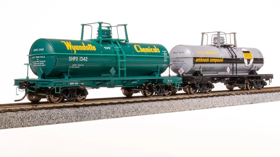 Broadway Limited HO GAUGE 6000gal Tank 1960s ECW 2pk Stock Number #7669~NEW - Image 1 of 1