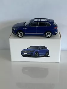 JKM VW Touareg SUV Model Car Alloy Diecast Vehicle 1:64 Scale BLUE NEW - Picture 1 of 8