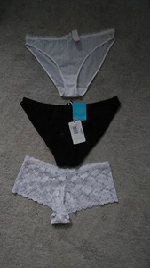 M&S PER UNA WHITE LACEY/BRAVISSIMO PANACHE BLACK&WHITE LACEY KNICKERS NEW - Picture 1 of 5