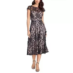 NWT Xscape Punched Floral Applique Illusion Cap Sleeve Dress - size 4 - Picture 1 of 7