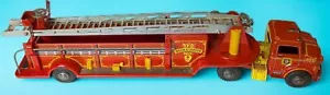 1950's Marx Lumar VFD NO. 9 Hook & Ladder Fire Truck Tin Litho 34" Long - Picture 1 of 21
