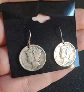 1942 & 1944 USA 90% Silver Mercury Dime Coin Dangle Earrings - Picture 1 of 2