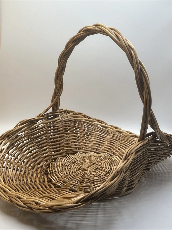Oval  Handled Basket Wicker Woven Weave Gathering Fruit Table Display Farmhouse - Image 1 of 4
