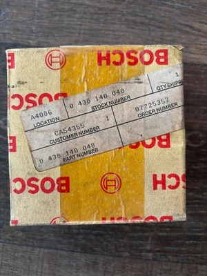 0438140048 - Image 1 of 4