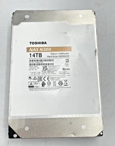 TOSHIBA NAS N300 14TB 7200RPM HDEXX11ZNA31 HDD FOR PARTS - Photo 1/8