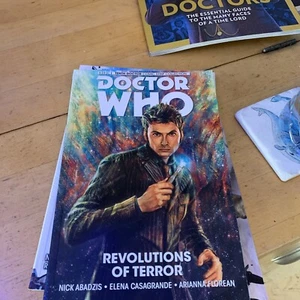 Doctor Who, The Tenth Doctor: Revolutions of Terror by Nick Abadzis - Picture 1 of 2