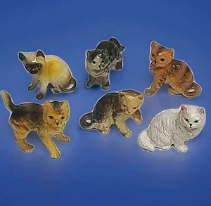 Antica statuina gatto in miniatura 2" dipinta a mano made in Hong Kong set di 6 - Foto 1 di 15