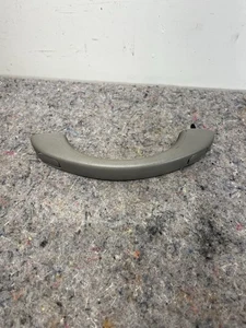 1995-1998 Silverado Sierra C/K Front RH Side Gray A-Pillar Handle OEM. 15023774 - Picture 1 of 7