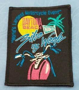 1995 DAYTONA BIKE WEEK "WORLD'S LARGEST MOTORCYCLE EVENT" PATCH BRAND NEW - Picture 1 of 3