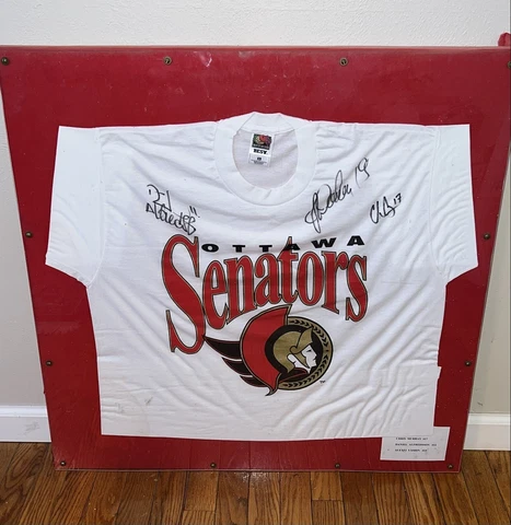 Ottawa Senators Alexei Yashin #19 DANIEL ALFREDSSON #11 NHL SIGNED T-SHIRT Cover