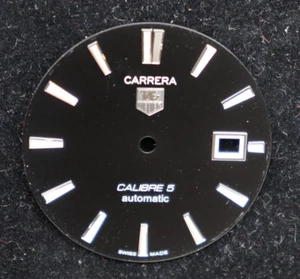 TAG HEUER CARRERA WAR211A SCHWARZES ZIFFERBLATT MIT SILBERNEN HURENMARKIERUNGEN UND DATUMSFENSTER - Bild 1 von 4