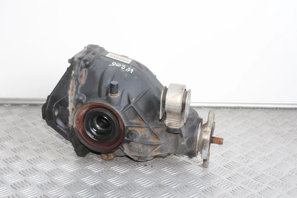 Diferencial trasero MERCEDES-BENZ C350d W205 2053502602 (W205) Foto 1 de 4