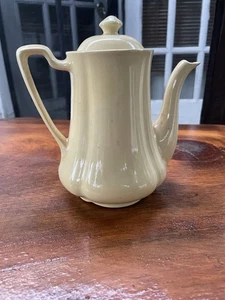 Johnson Brothers golden dawn coffee pot with lid - Picture 1 of 6
