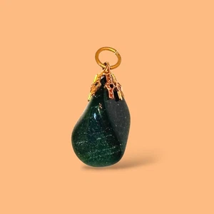 Vintage 80er Jade unregelmäßige Form Edelstein Gold Kappe Anhänger für Halskette - Bild 1 von 4