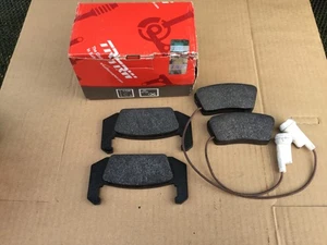 ROVER P6 Rear brake pads with warning wires. TRW. NOS. Suits 2000 2200 3500. - Picture 1 of 2