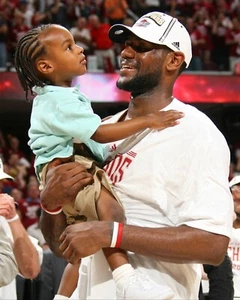 LeBron & Bronny James 2016 NBA Champion Cleveland Cavaliers 8x10 NBA Photo - Picture 1 of 1
