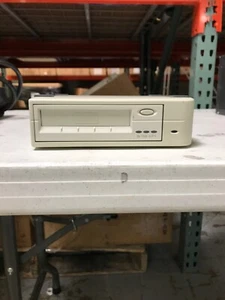 TANDBERG DATA SLR75 38GB/75GB SLR EXT Tape Drive SCSI Nortel tested working - Picture 1 of 3