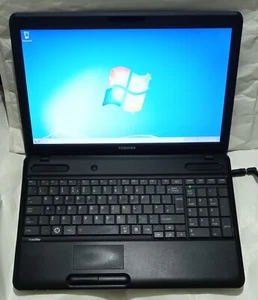 Toshiba Satellite C660-1ZM Laptop Notebook 15.6" 2GB 160GB Windows 7 64 BIT - Picture 1 of 20