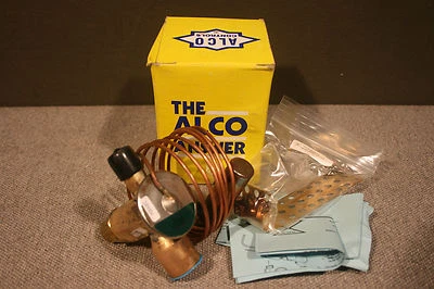 ALCO VAL02375 Thermostatic Expansion Valve 4.0 Ton ½" Inlet x 7/8"; Outlet ¼" - Image 1 of 4