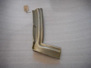1975 1976 BUICK ELECTRA LESABRE PARK AVENUE RH BUMPER TO FENDER FILLER GM NOS 12 - Picture 1 of 3