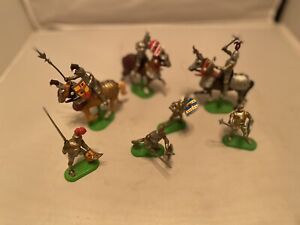 Britains Knight Medieval Knights Soldiers Middle Age Figures Lot Set of 7