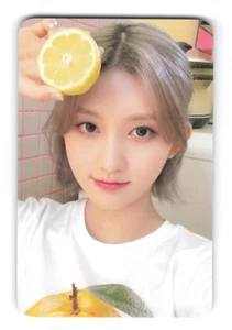 IVE Gauel Photocard | 2023 SEASON’S GREETINGS READY, GET SET, IVE! KTOWN4U POB - Picture 1 of 2