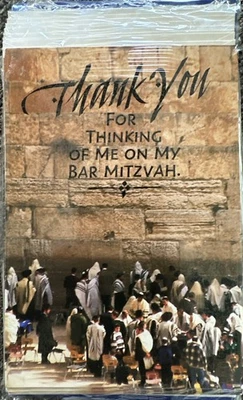 Tarjetas de felicitación Hallmark “Gracias por pensar en mí en mi bar mitzvá” (10 CT) Foto 1 de 3