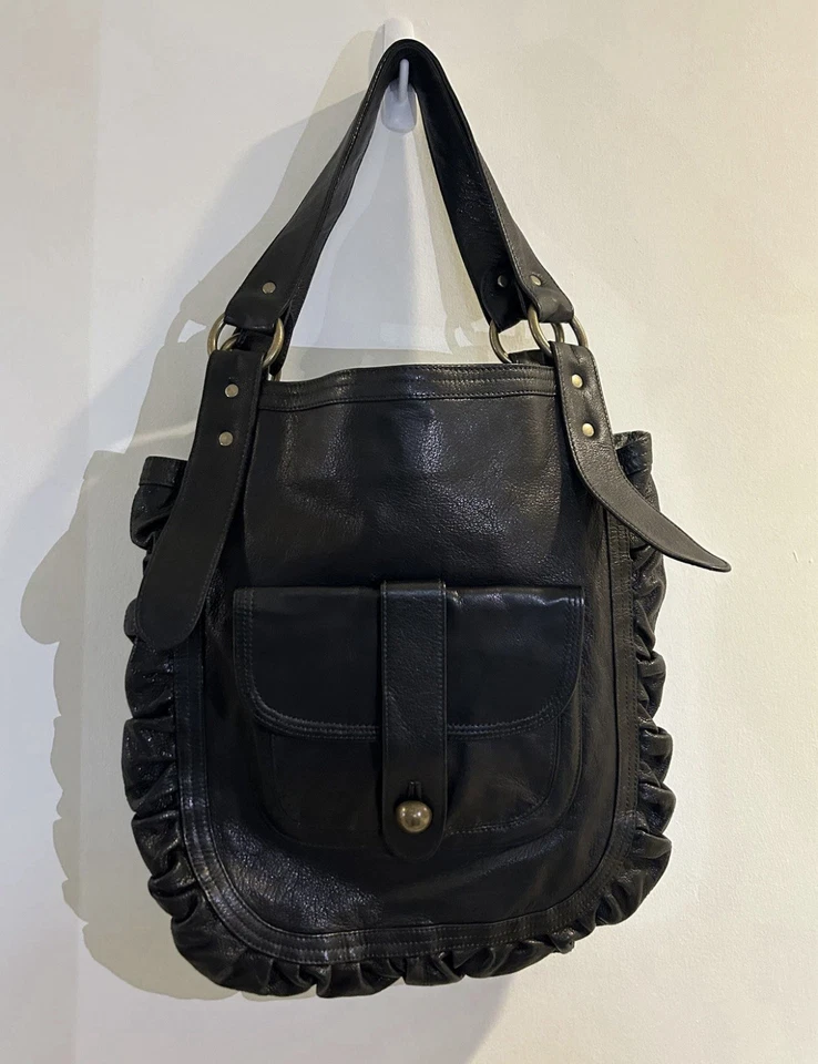 Bolso de hombro Cynthia Vincent de cuero negro Foto 1 de 4