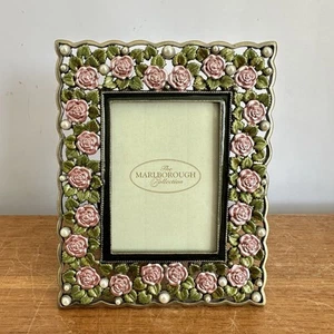 Cornice portafoto rosa lusso metallo smaltato rosa 2,5x3,5” The Marlborough Collection - Foto 1 di 7