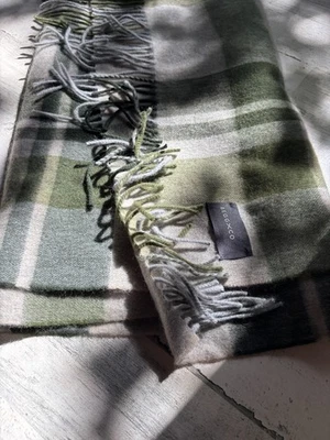 Nuevo sin etiquetas Begg & Co Escocia Para hombres Bufanda De Gran Tamaño Lana De Cordero Angora bs77 Foto 1 de 4