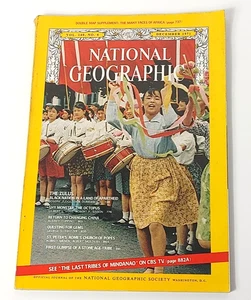 National Geographic Magazine December 1971 NO MAP Zulus Octopus Gems Tribe - Picture 1 of 9