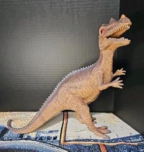 CERATOSAURUS FIGURE 12" TALL IN GREAT SHAPE - Picture 1 of 5